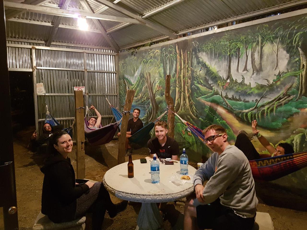 Hostel Monteverde Backpackers מראה חיצוני תמונה